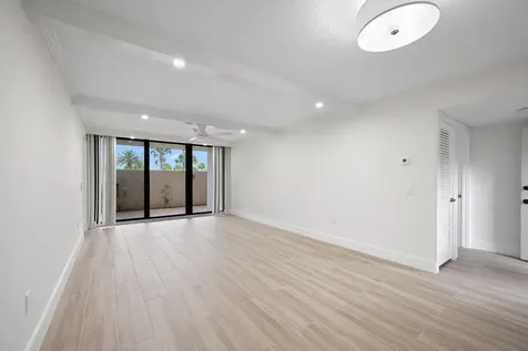 225 S Beach Road Jupiter FL 33469