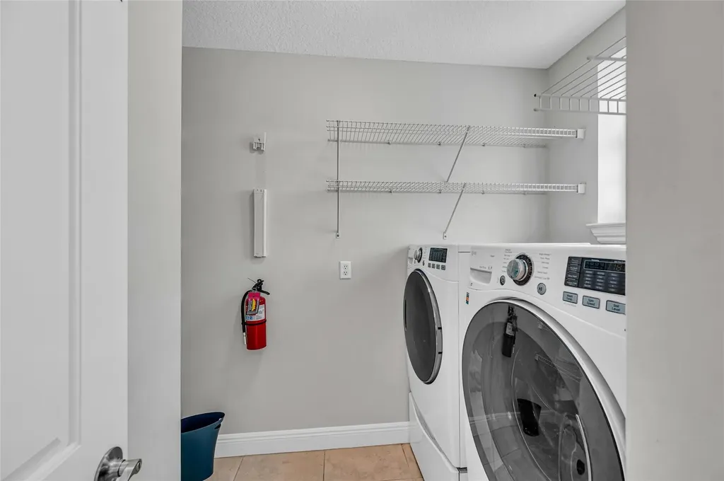 1617 NE 2nd Court Fort Lauderdale FL 33301