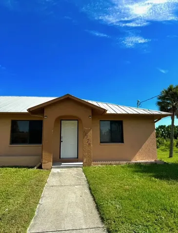 17370 W Carnegie Circle Fort Myers FL 33967