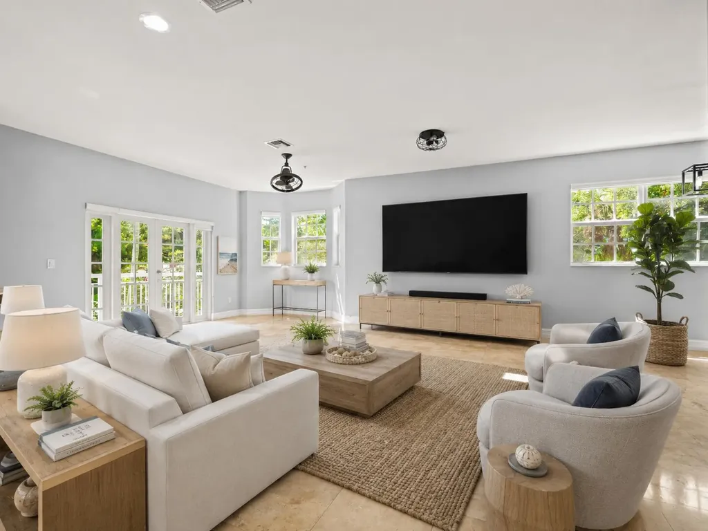 1101 Waverly Road Fort Lauderdale FL 33312