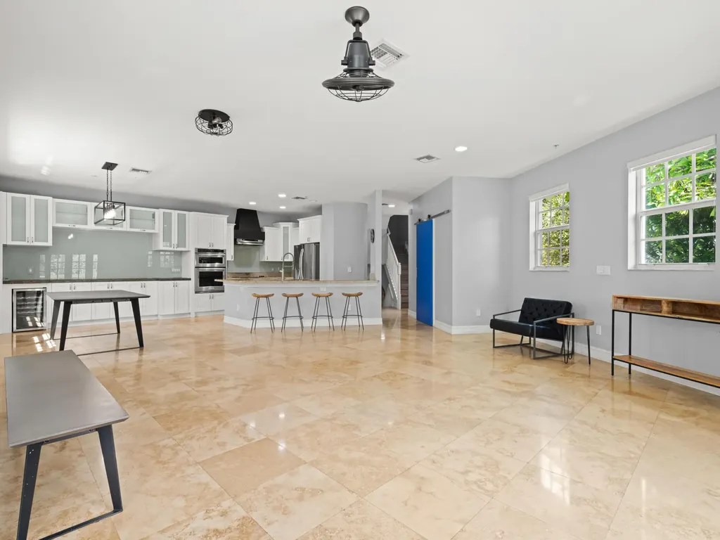 1101 Waverly Road Fort Lauderdale FL 33312