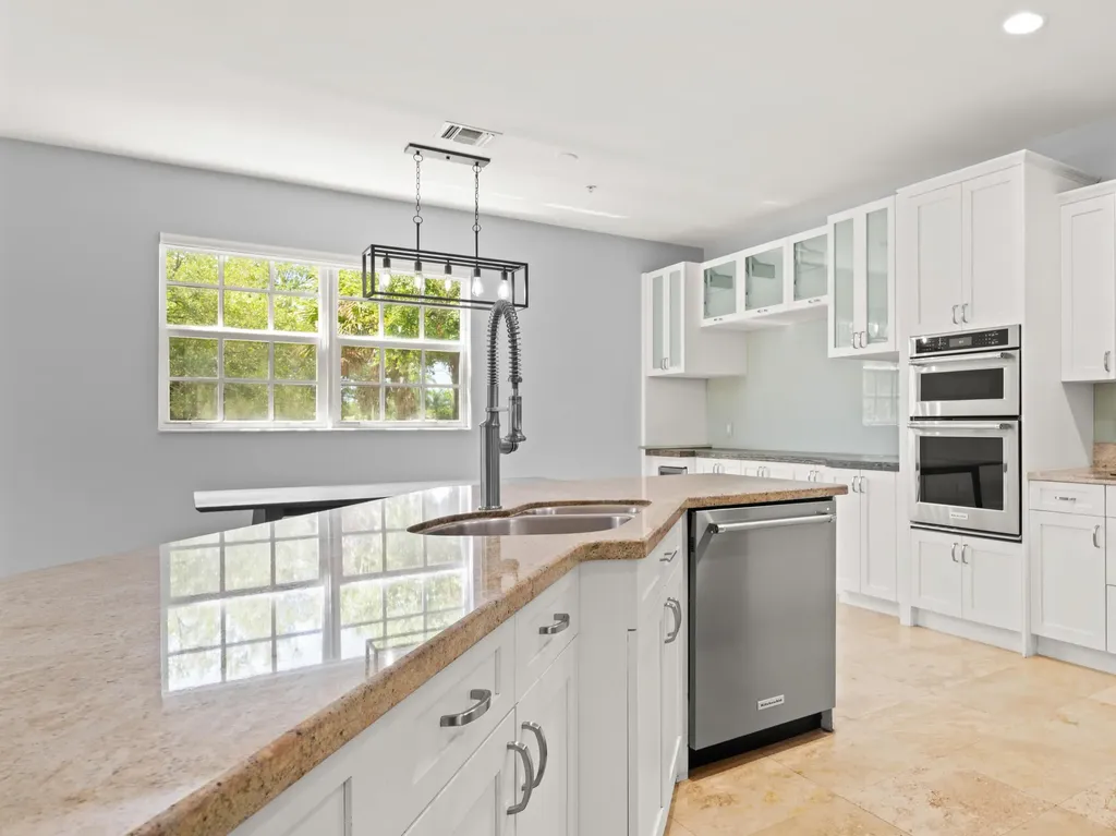 1101 Waverly Road Fort Lauderdale FL 33312