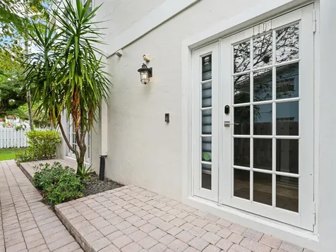 1101 Waverly Road Fort Lauderdale FL 33312