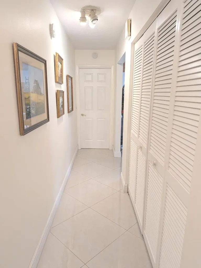 20852 Vía Madeira Boca Raton FL 33433