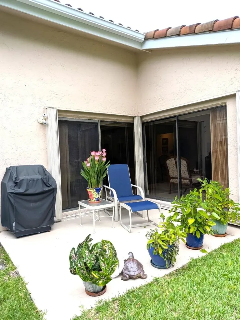 20852 Vía Madeira Boca Raton FL 33433
