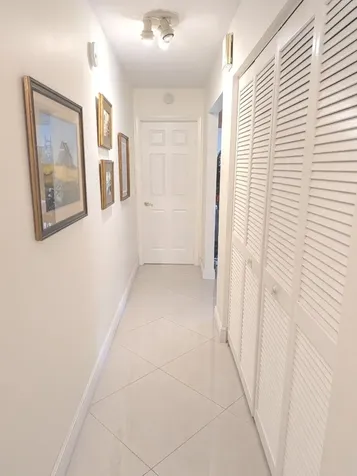 20852 Vía Madeira Boca Raton FL 33433