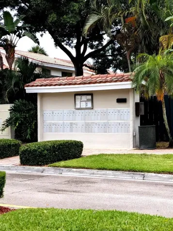 20852 Vía Madeira Boca Raton FL 33433
