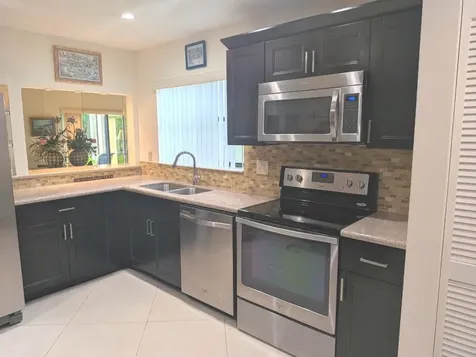 20852 Vía Madeira Boca Raton FL 33433