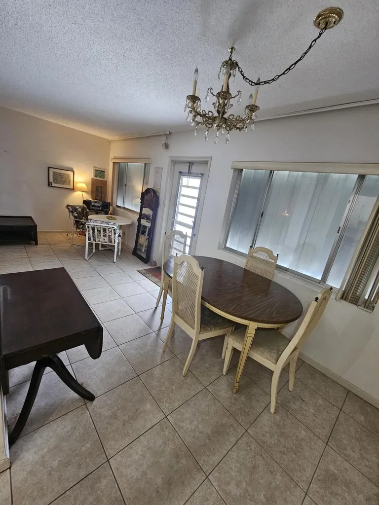 2381 Sunset Avenue Lake Worth FL 33461