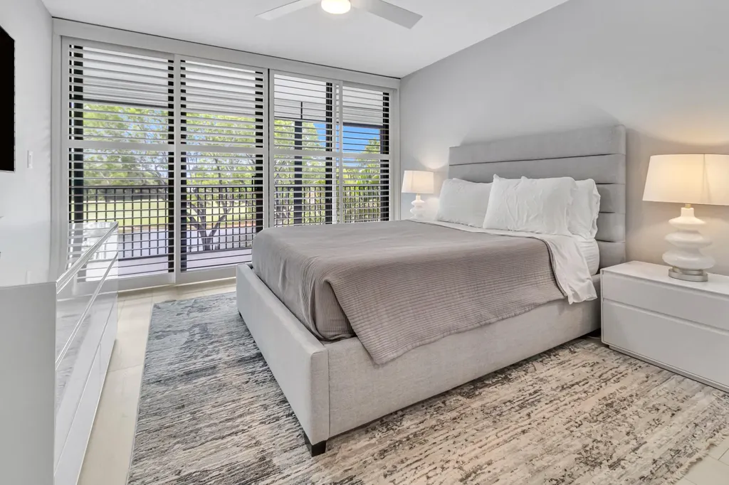 2806 N 46th Avenue Hollywood FL 33021