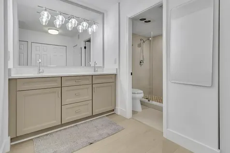 2806 N 46th Avenue Hollywood FL 33021