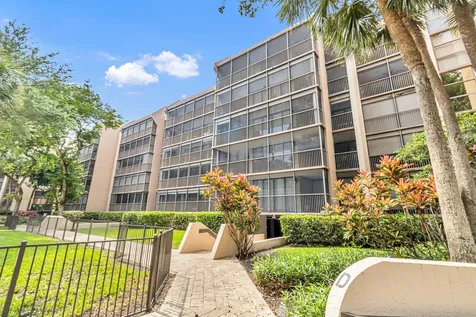 2806 N 46th Avenue Hollywood FL 33021