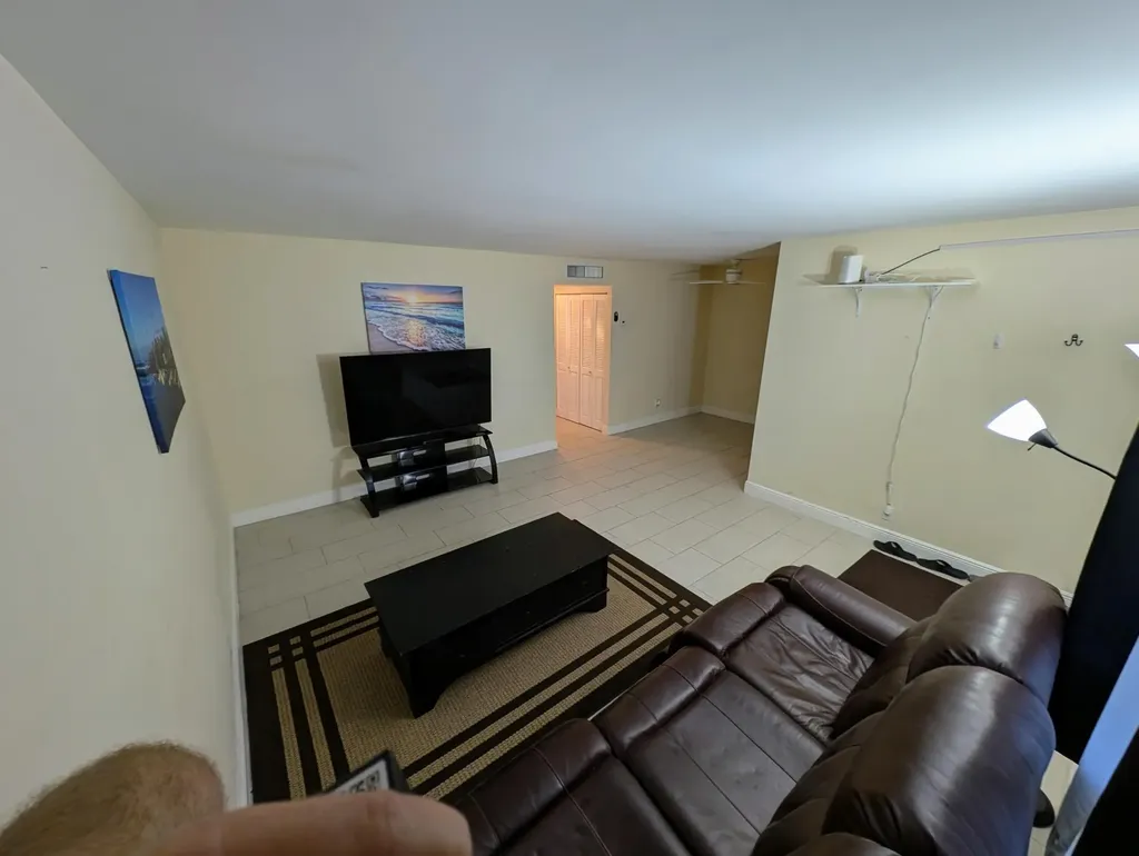2860 NE 14th Street Causeway Pompano Beach FL 33062