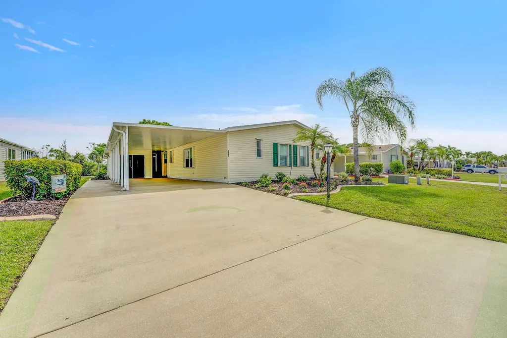 7945 Horned Lark Circle Port St Lucie FL 34952