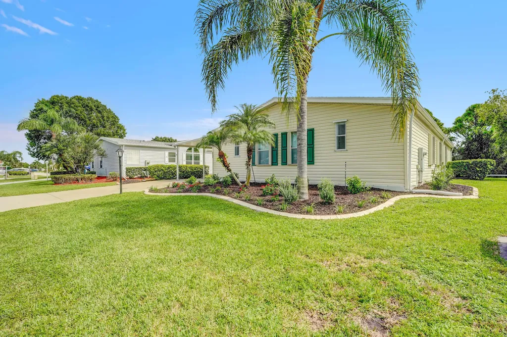 7945 Horned Lark Circle Port St Lucie FL 34952