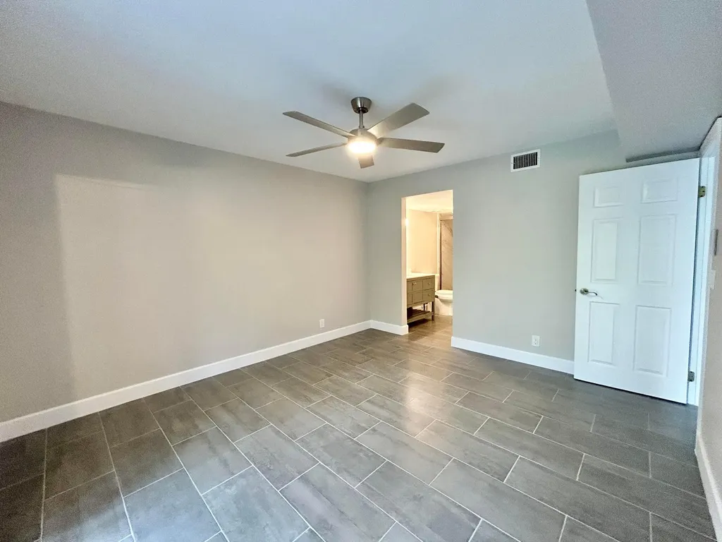 7681 Tahiti Lane Lake Worth FL 33467