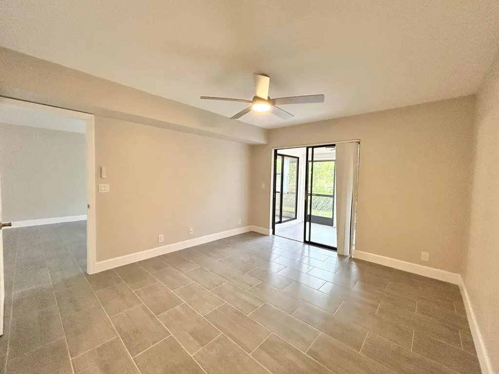 7681 Tahiti Lane Lake Worth FL 33467