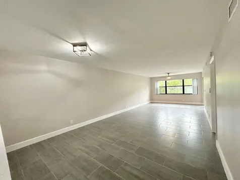 7681 Tahiti Lane Lake Worth FL 33467