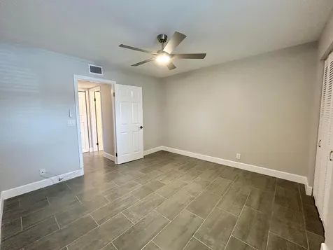 7681 Tahiti Lane Lake Worth FL 33467