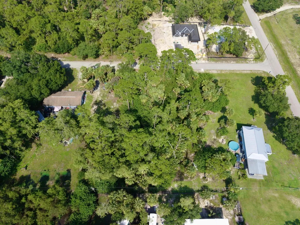 2303 Monroe Avenue Alva FL 33920