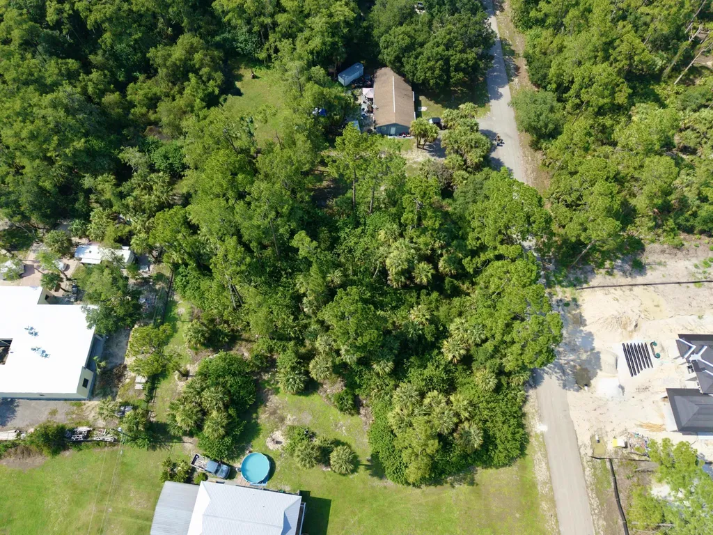 2303 Monroe Avenue Alva FL 33920