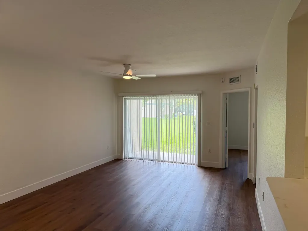 1095 Golden Lakes Boulevard West Palm Beach FL 33411
