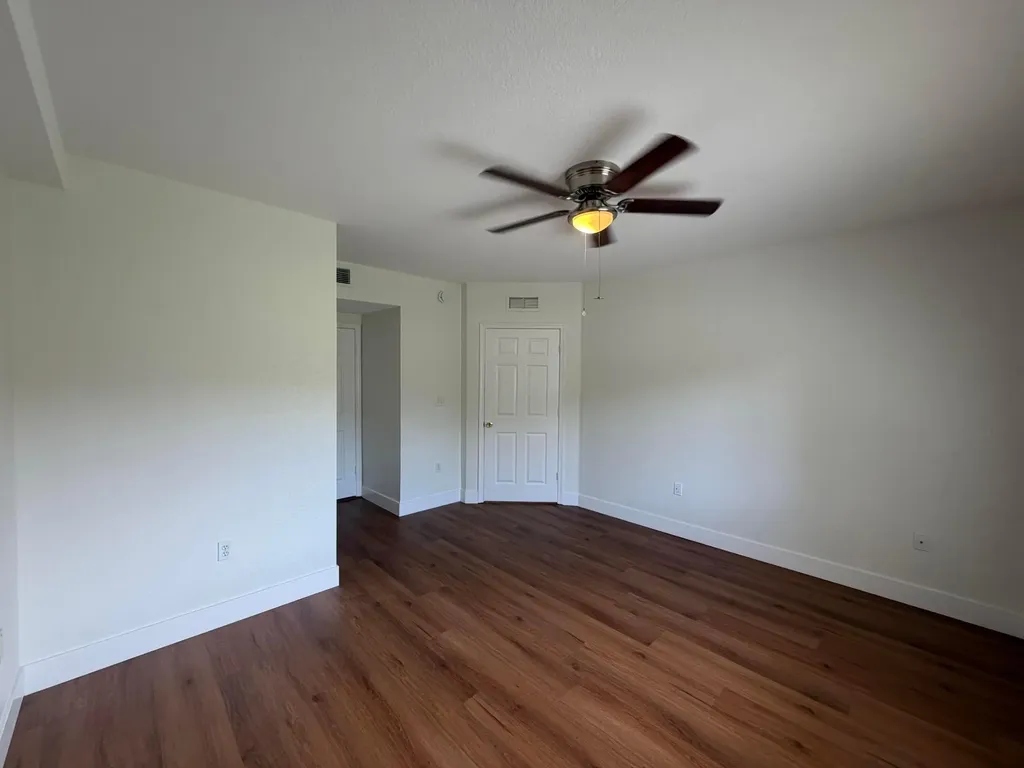 1095 Golden Lakes Boulevard West Palm Beach FL 33411