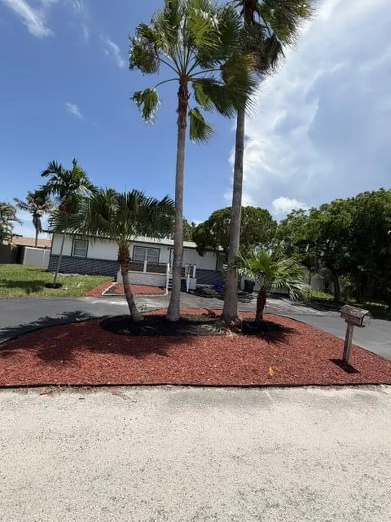 3040 Tropical Trail Lake Worth FL 33462