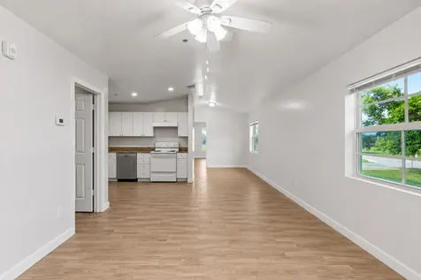 56 W 12th Street Riviera Beach FL 33404