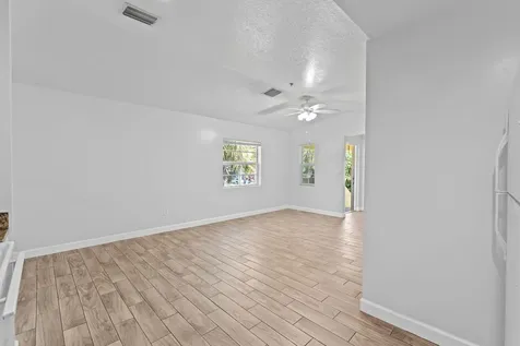 56 W 12th Street Riviera Beach FL 33404