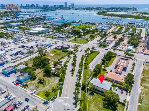 56 W 12th Street Riviera Beach FL 33404