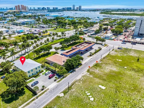 56 W 12th Street Riviera Beach FL 33404