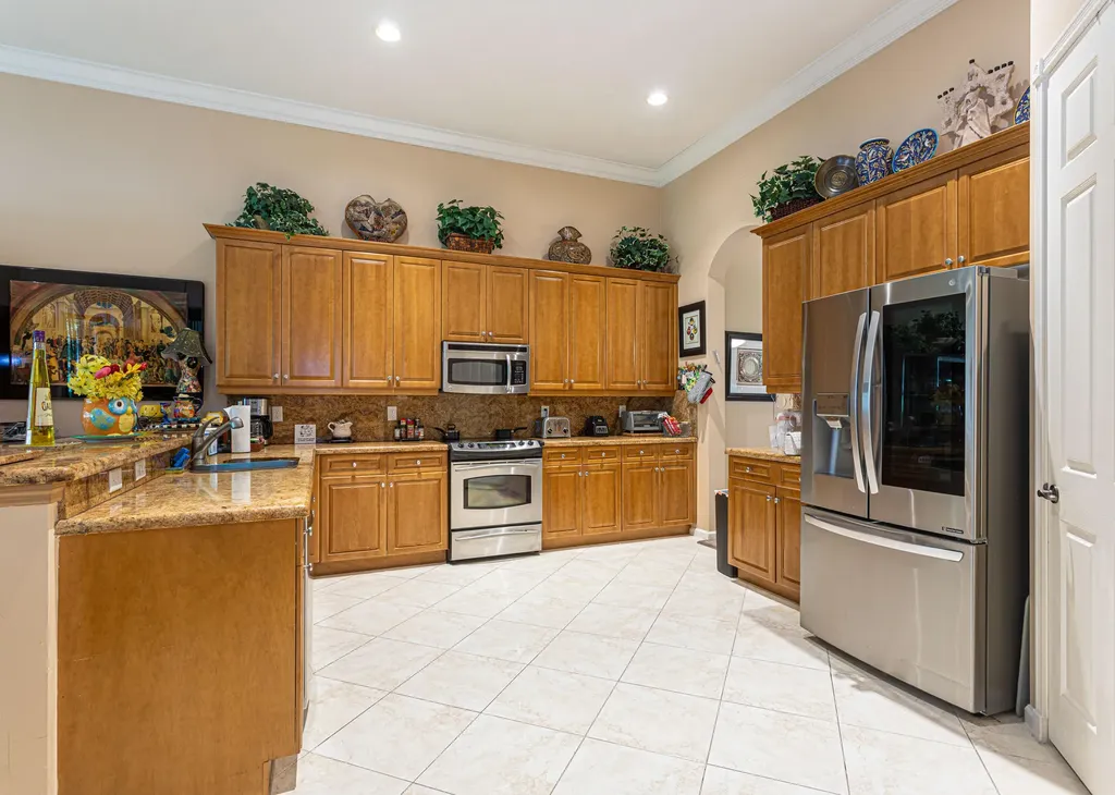 8047 Via Grande Boynton Beach FL 33437