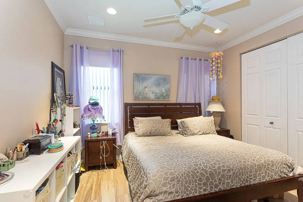 8047 Via Grande Boynton Beach FL 33437