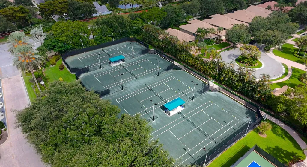 8047 Via Grande Boynton Beach FL 33437