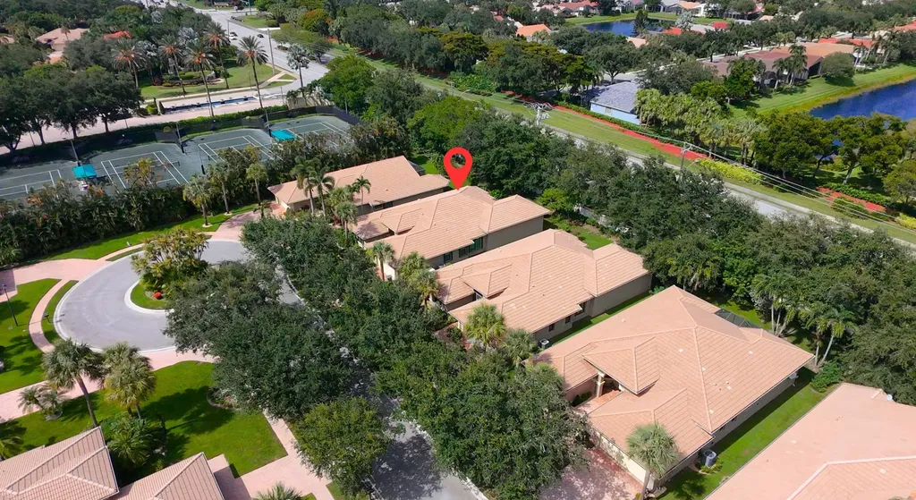 8047 Via Grande Boynton Beach FL 33437