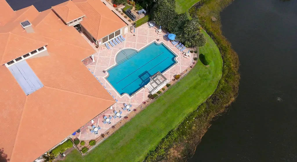8047 Via Grande Boynton Beach FL 33437