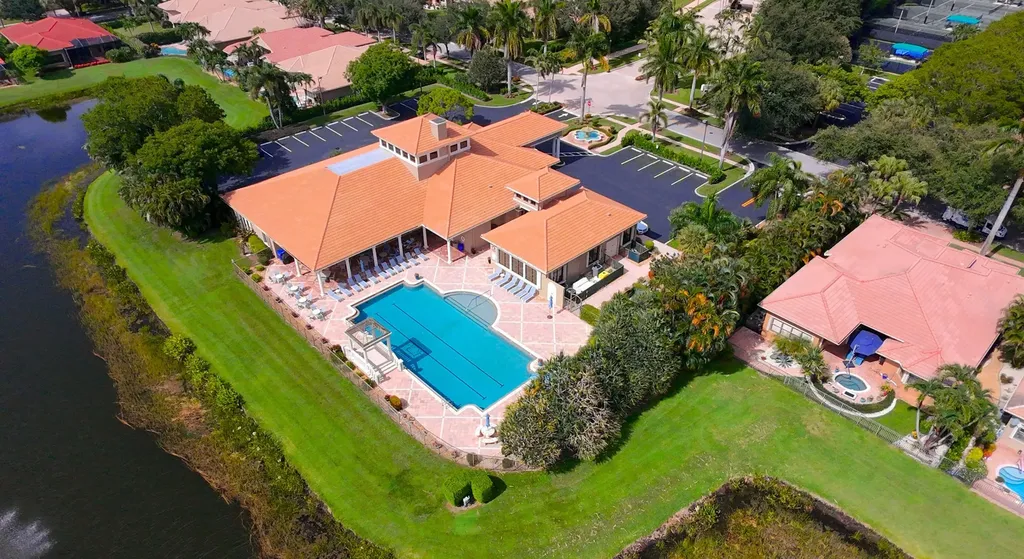 8047 Via Grande Boynton Beach FL 33437