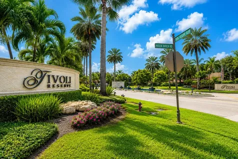 8047 Via Grande Boynton Beach FL 33437