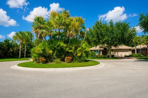 8047 Via Grande Boynton Beach FL 33437