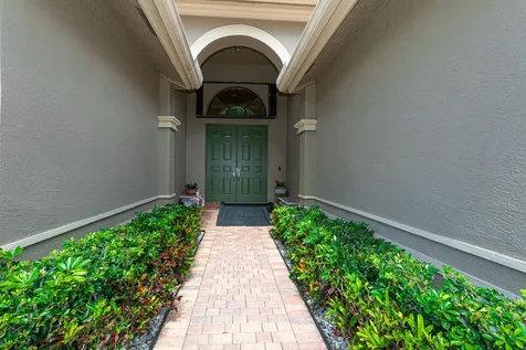 8047 Via Grande Boynton Beach FL 33437