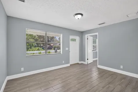 1920 N 48th Street Fort Pierce FL 34947