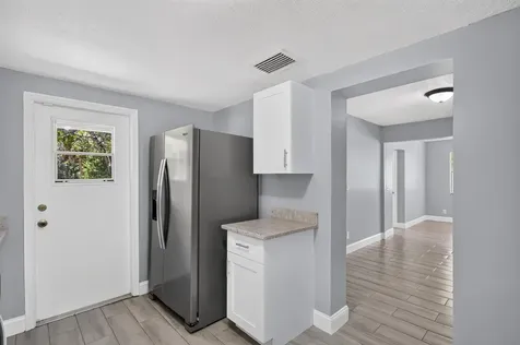 1920 N 48th Street Fort Pierce FL 34947