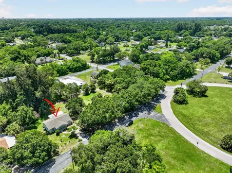1920 N 48th Street Fort Pierce FL 34947