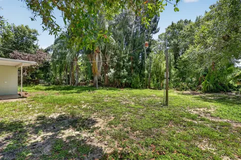 1920 N 48th Street Fort Pierce FL 34947