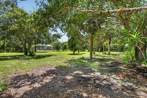1920 N 48th Street Fort Pierce FL 34947