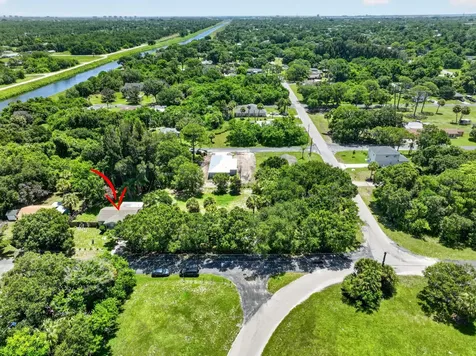 1920 N 48th Street Fort Pierce FL 34947
