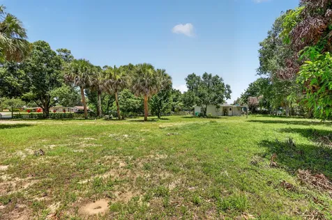 1920 N 48th Street Fort Pierce FL 34947