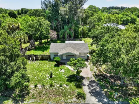 1920 N 48th Street Fort Pierce FL 34947