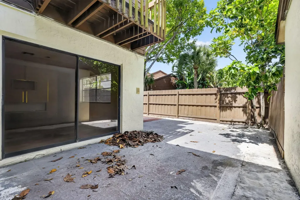 4397 Rende Lane Lake Worth FL 33461